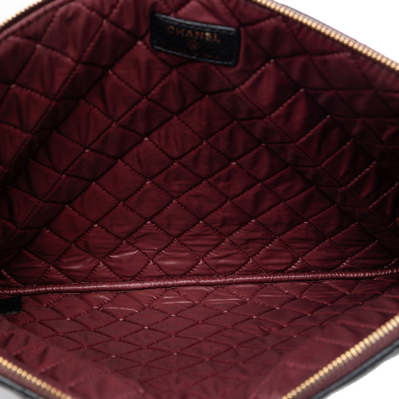 Large Quilted Caviar O Case Clutch - Image 4