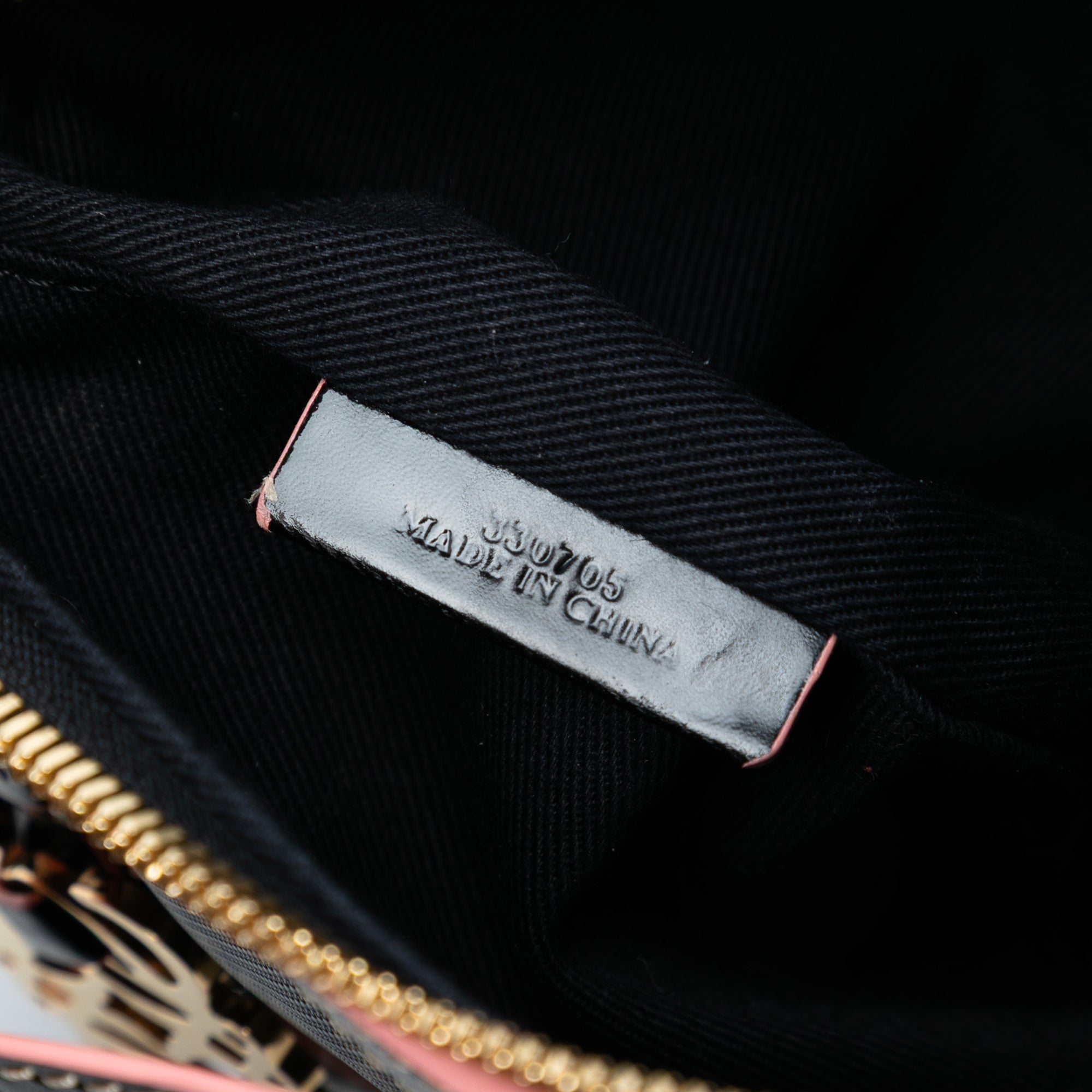 Anagram PVC Coated Canvas Shoulder Bag - Image 5