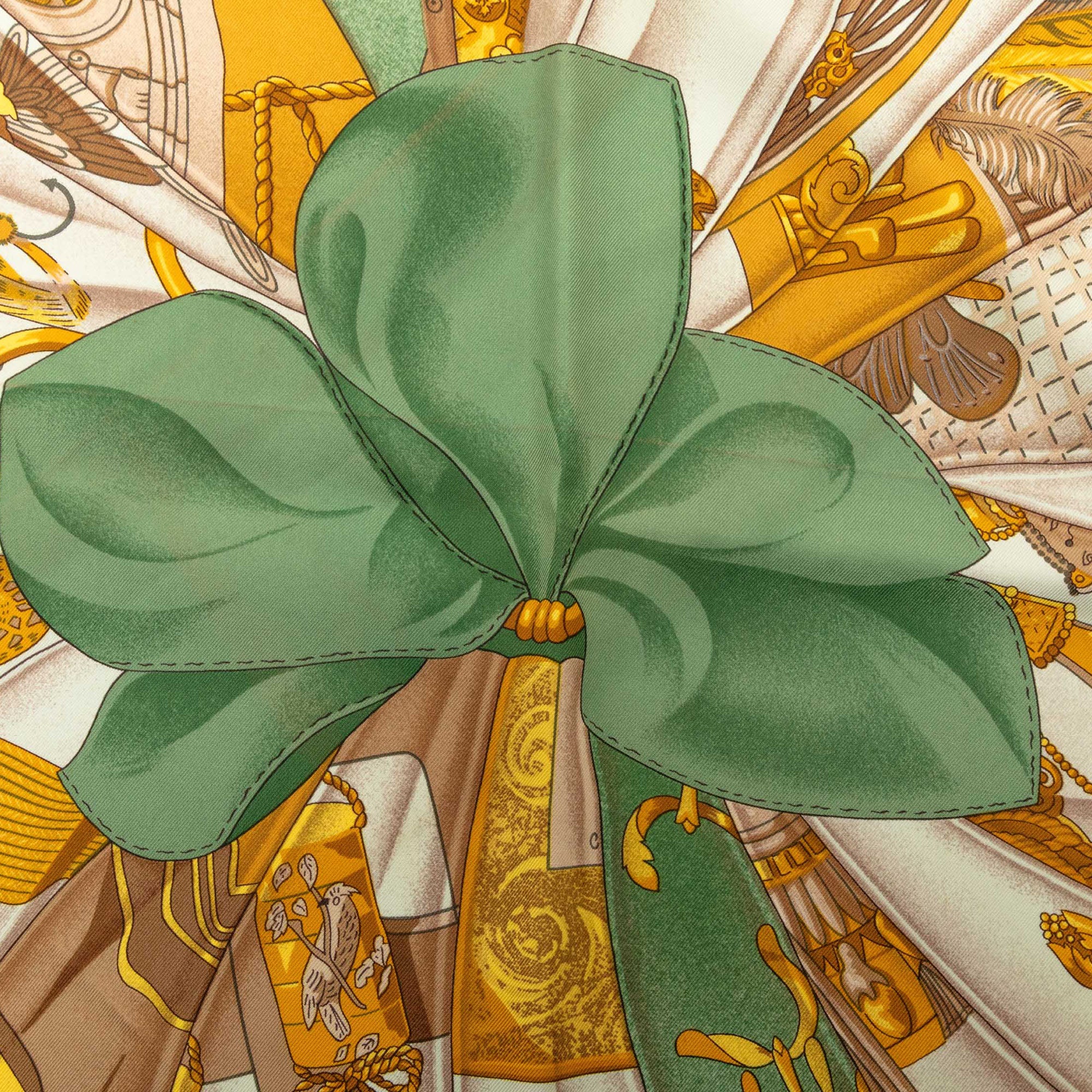 Soleil de Soie Silk Scarf 90 - Image 5