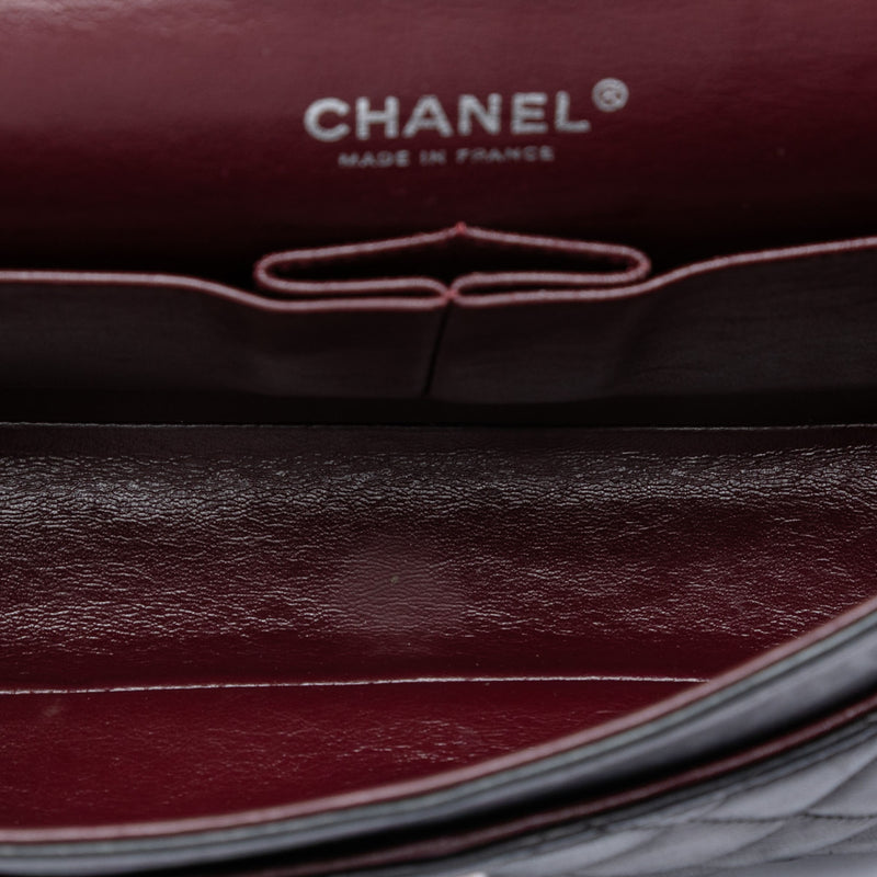 Medium Classic Lambskin Double Flap - Image 4