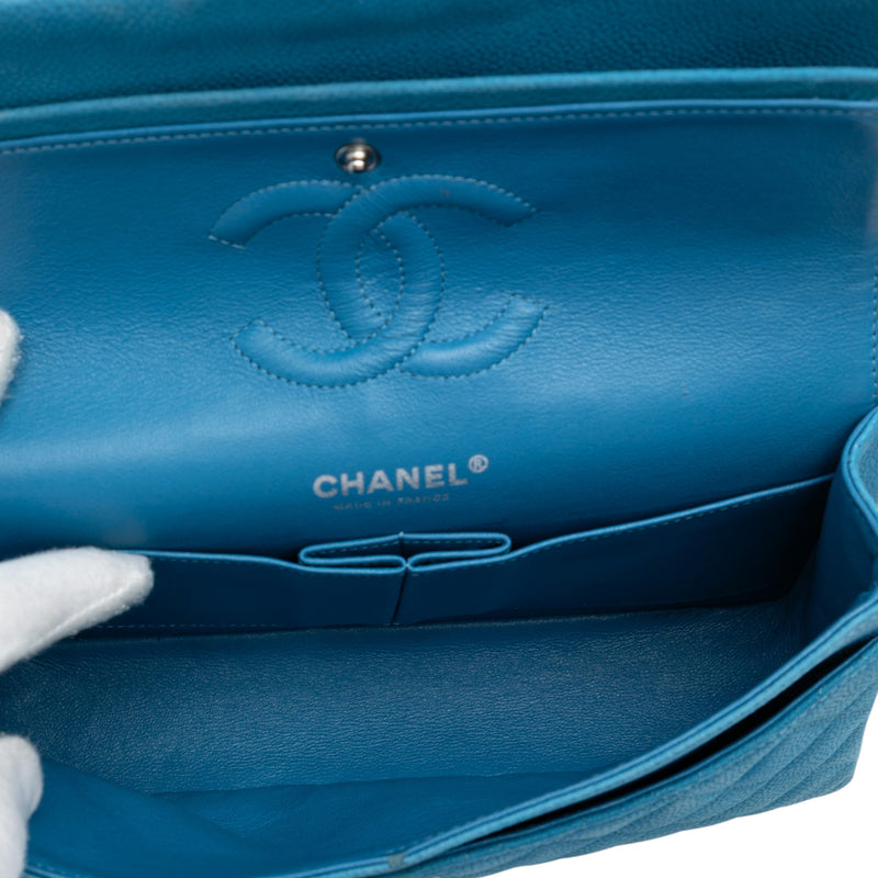 Medium Classic Caviar Double Flap - Image 4