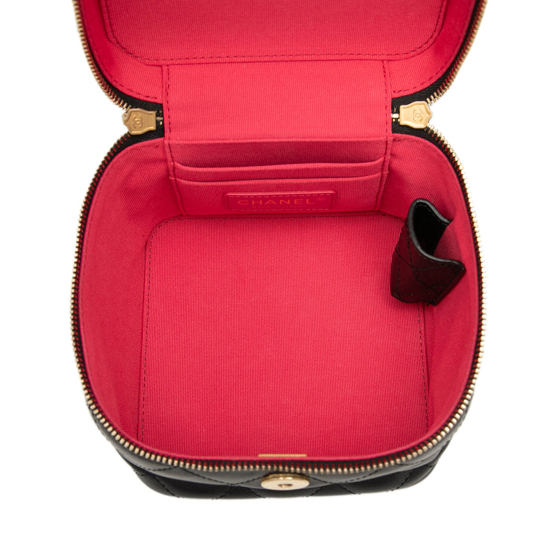CC Quilted Calfskin Vanity Case with Chain - Image 4