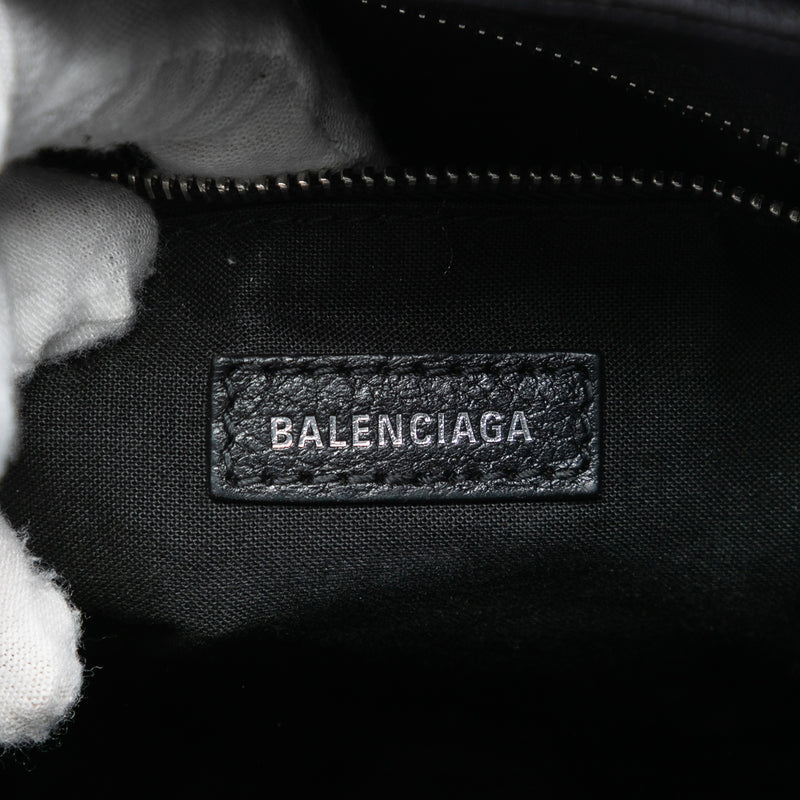 XXS Leather Shopping Tote - Image 5