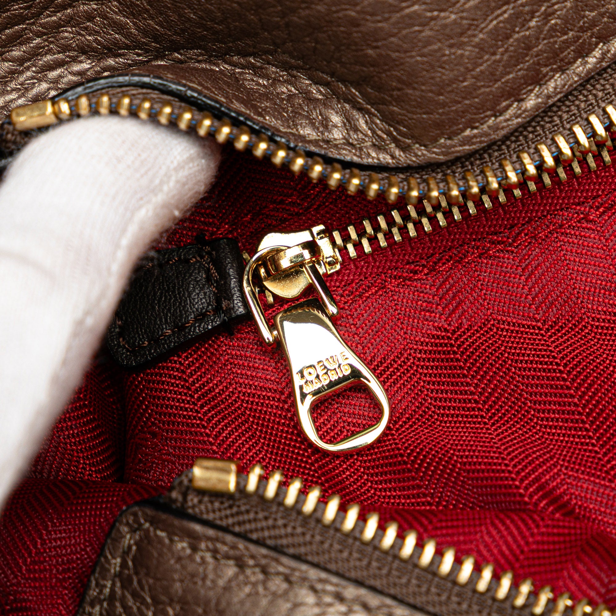 Anagram Leather Fusta Tote - Image 8