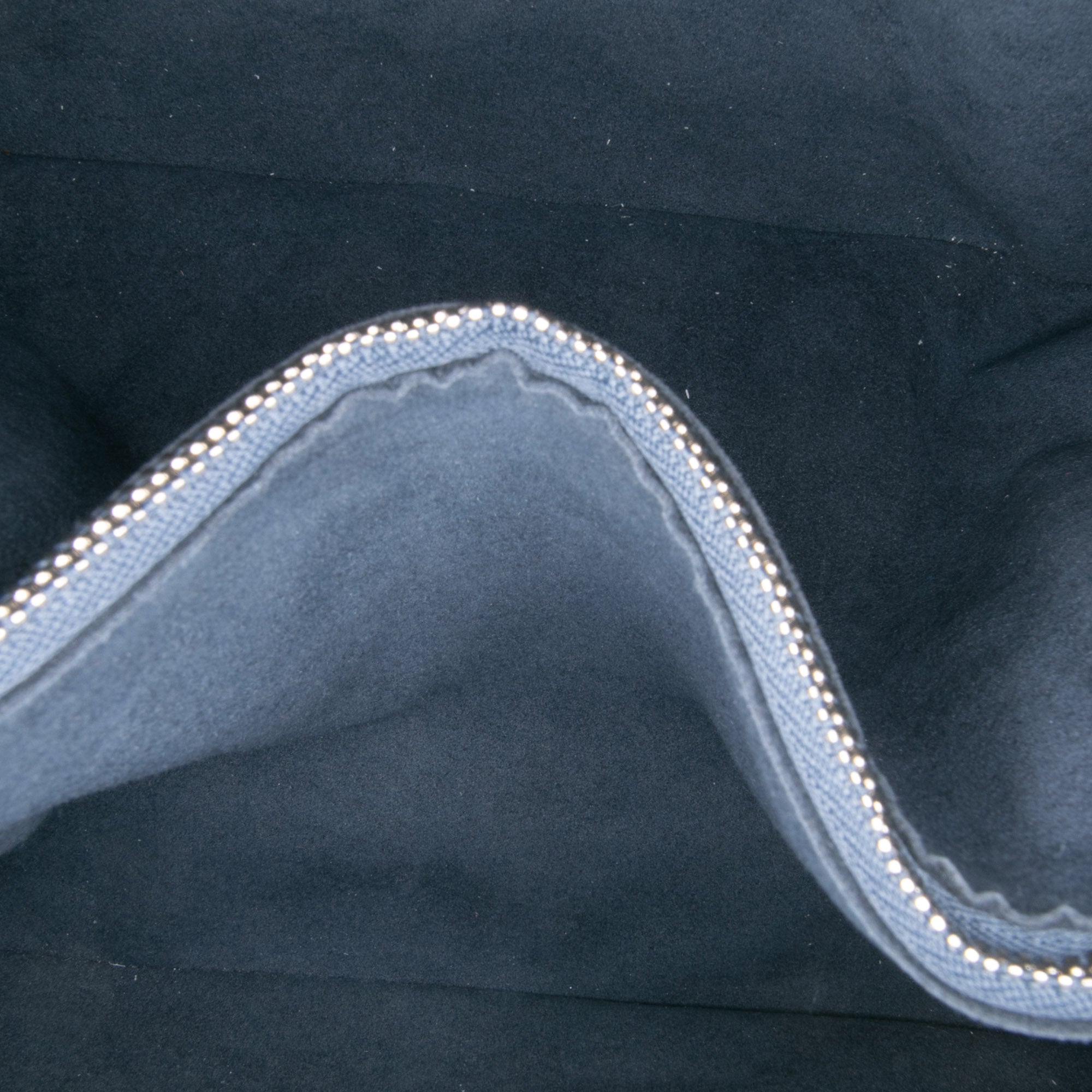 Monogram Coussin PM - Image 6