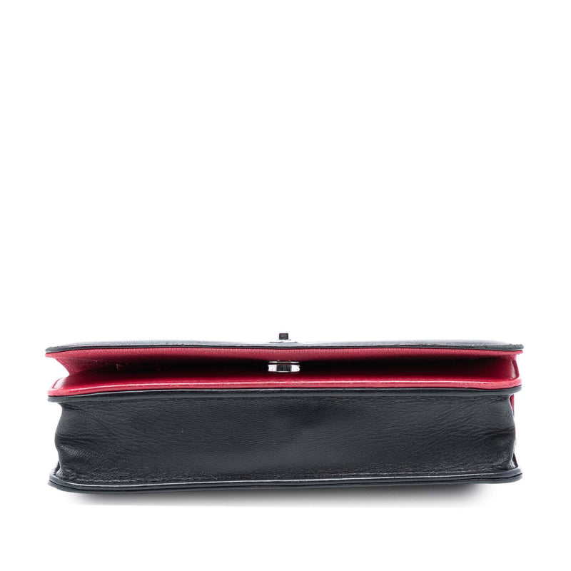 CC Quilted Lambskin Wallet On Chain - Image 3