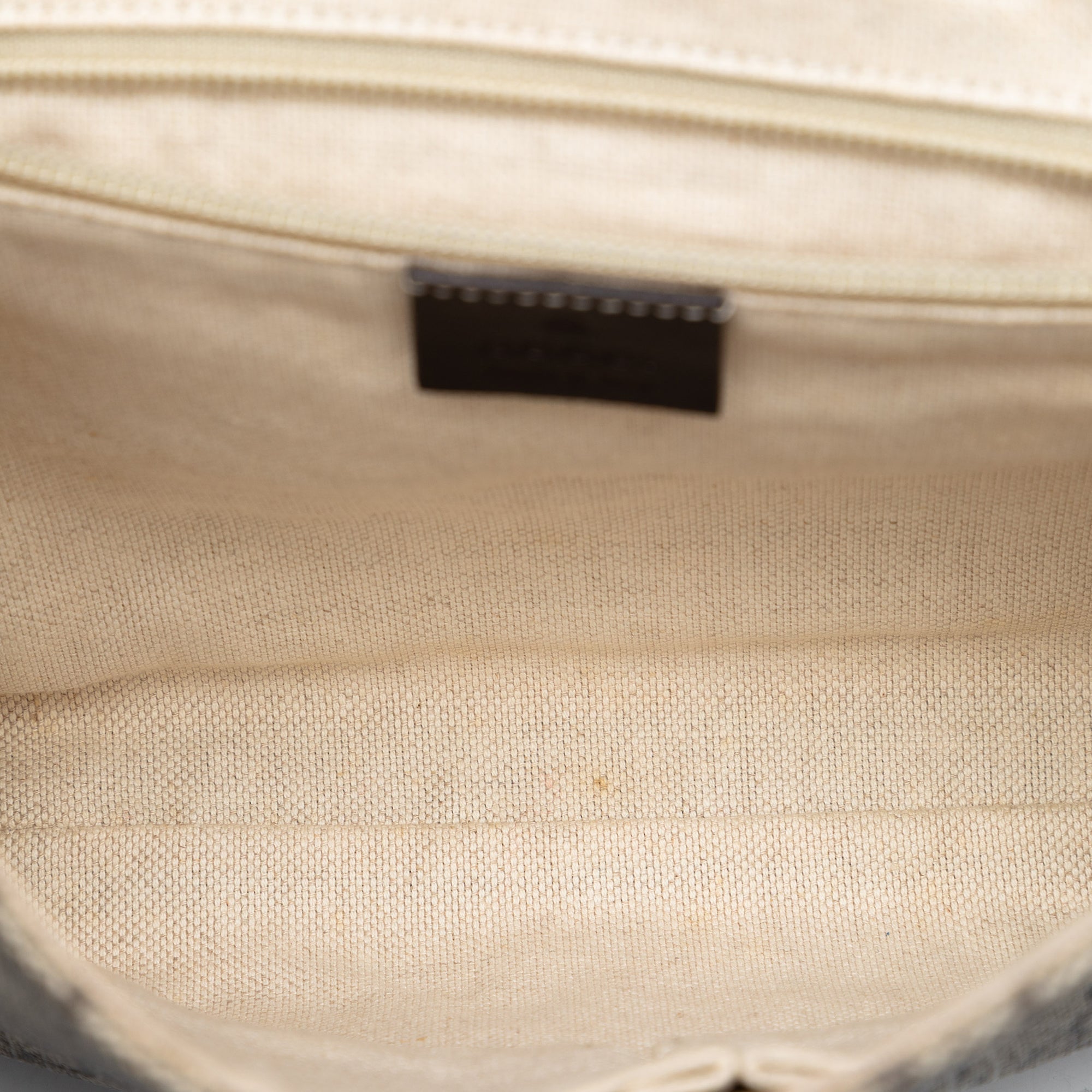 GG Supreme Messenger Bag - Image 4