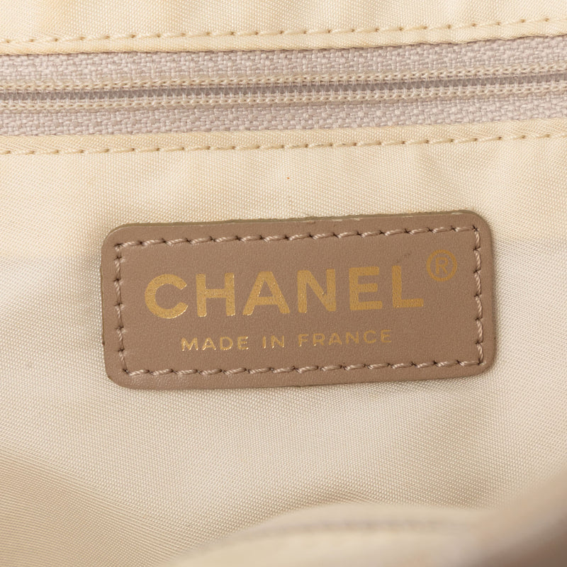 New Travel Line Nylon Tote - Image 5