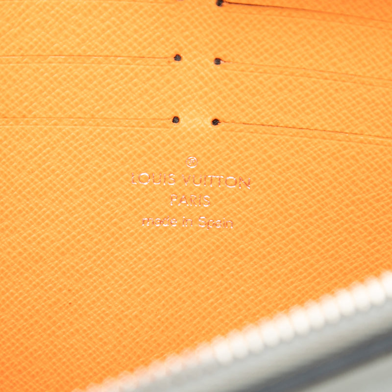 Monogram Satellite Alpha Clutch - Image 5