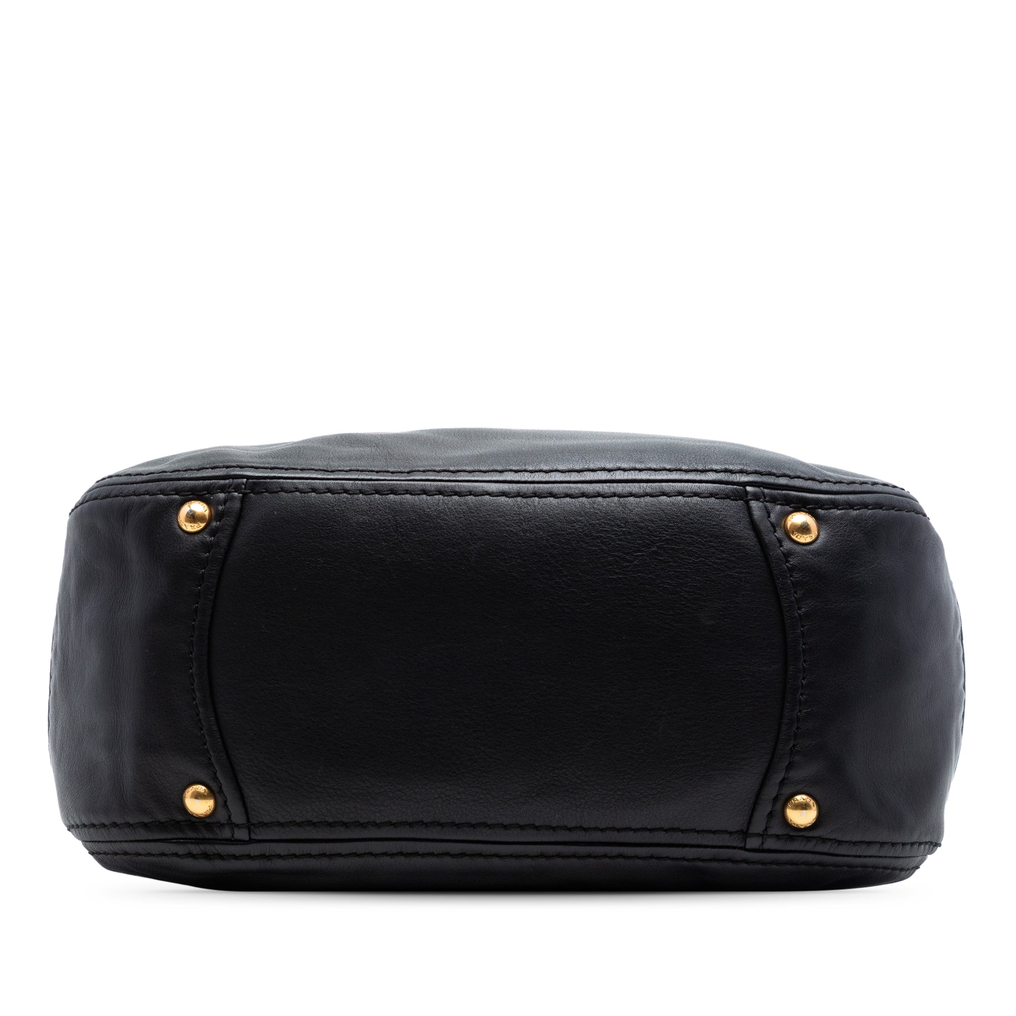 Vitello Lux Shoulder Bag - Image 3