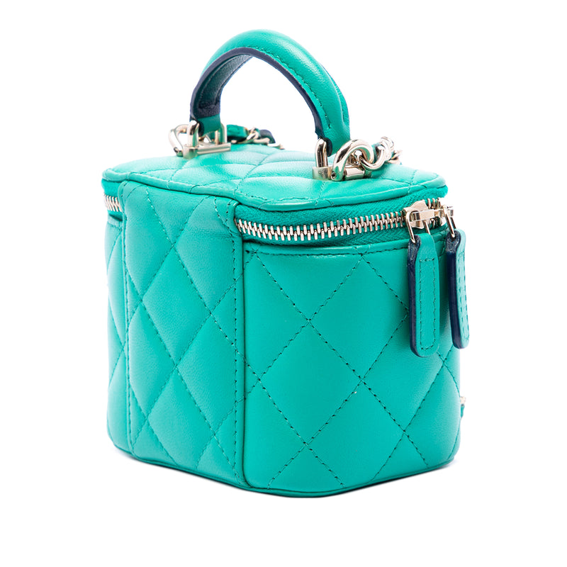 Mini CC Quilted Lambskin Top Handle Vanity Case With Chain - Image 2