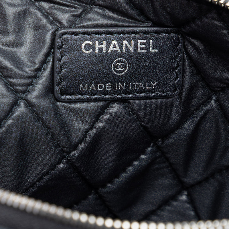 Medium CC Quilted Caviar O Case Clutch - Image 5