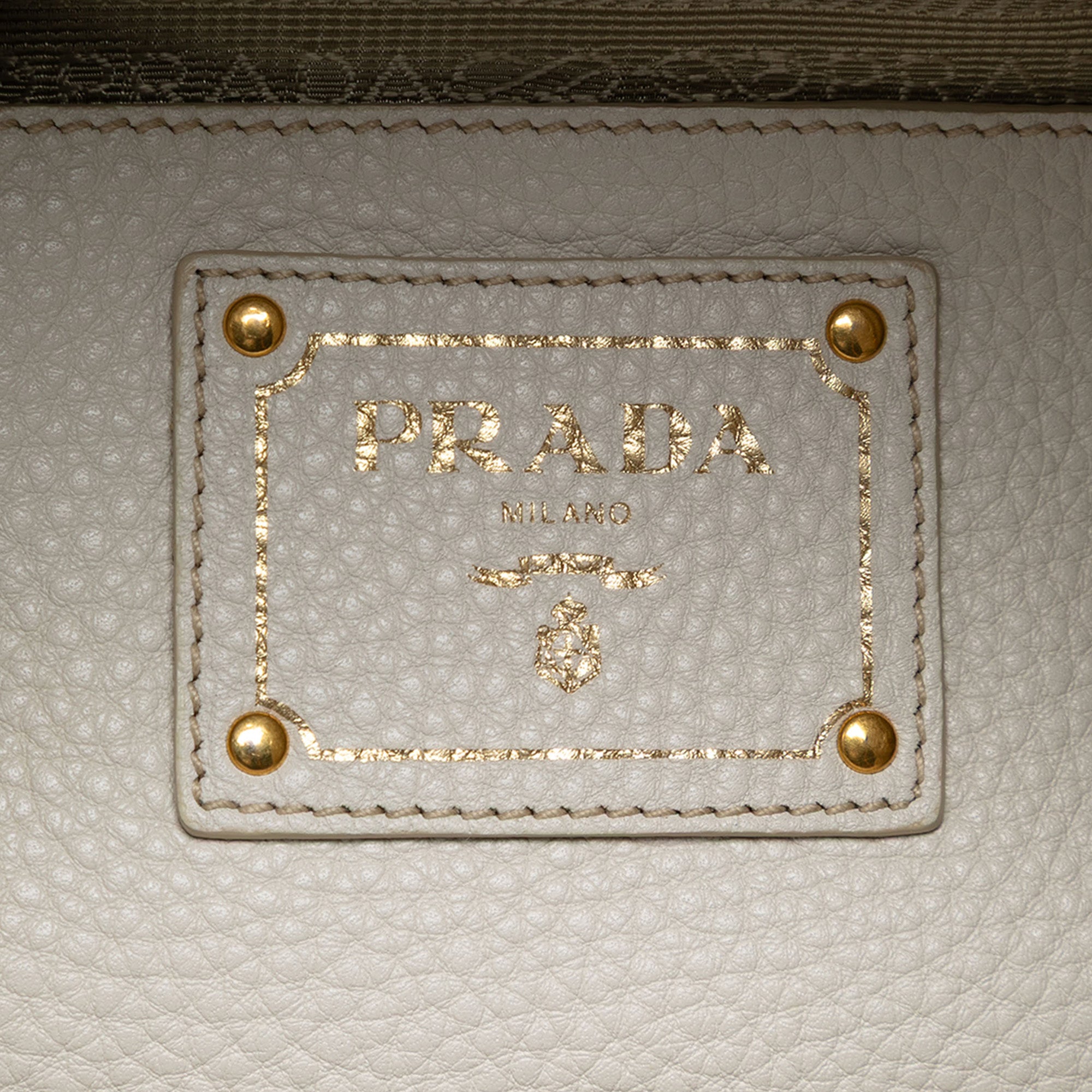 Vitello Daino Side Zip Tote - Image 5