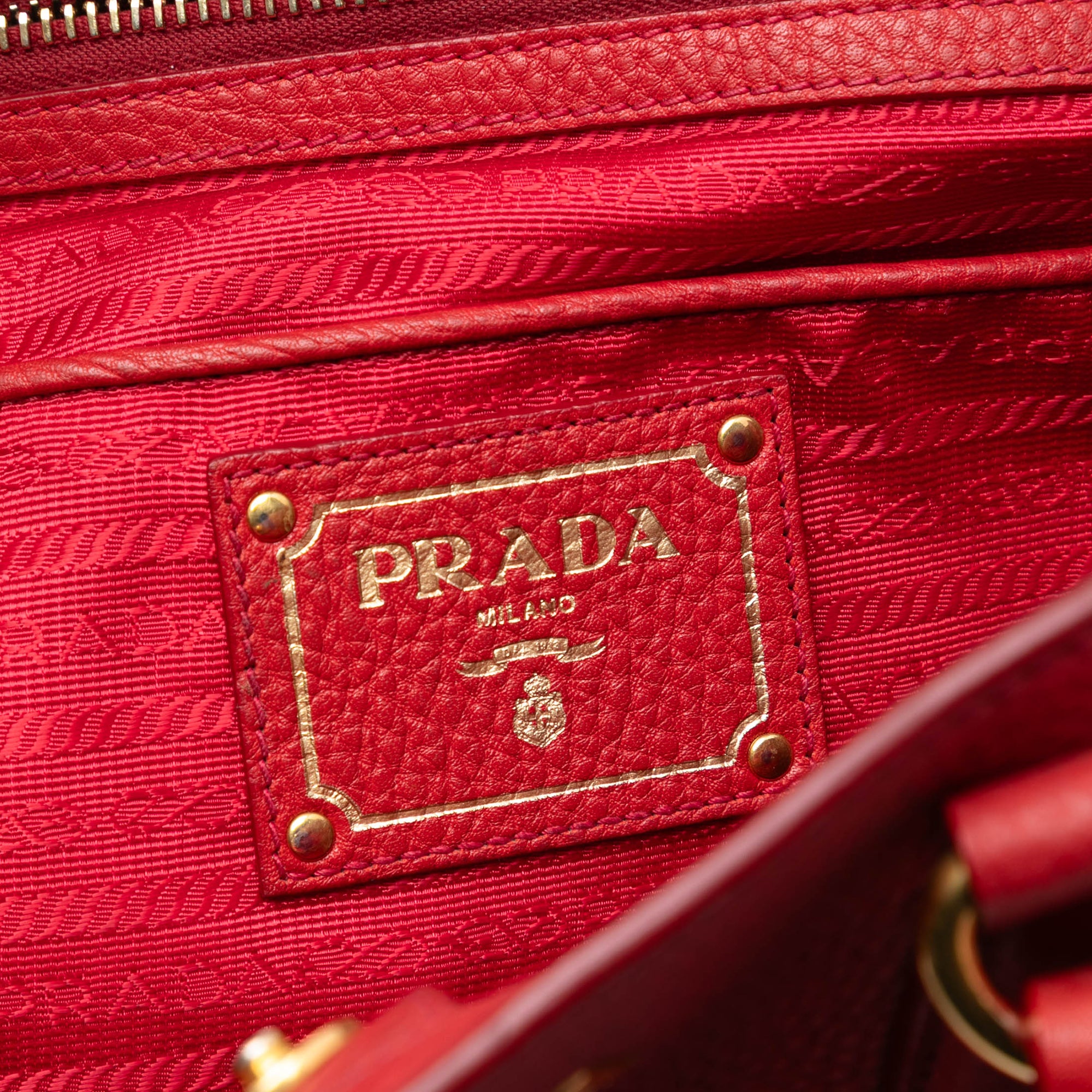 Vitello Daino Open Convertible Tote - Image 5