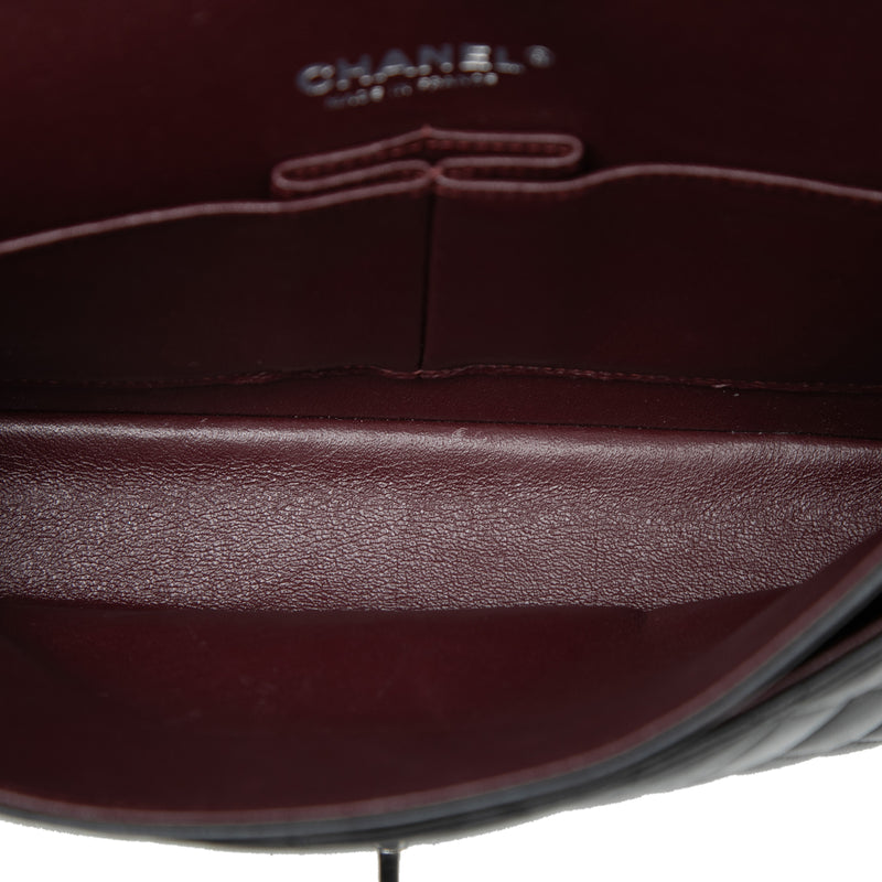 Medium Classic Lambskin Double Flap - Image 4