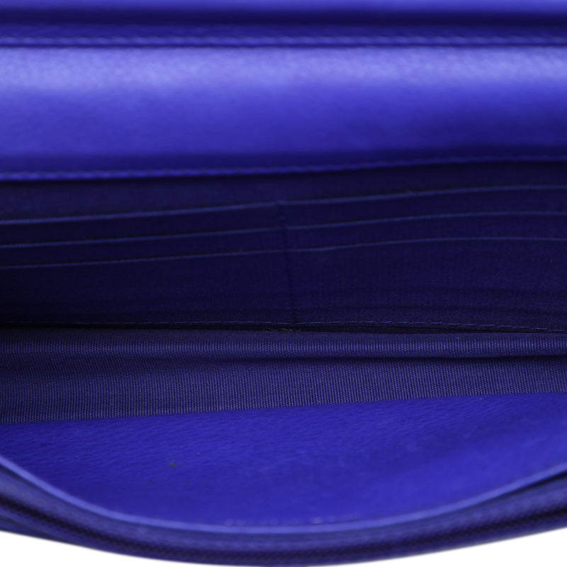 CC Quilted Calfskin Fancy Wallet On Chain - Image 4