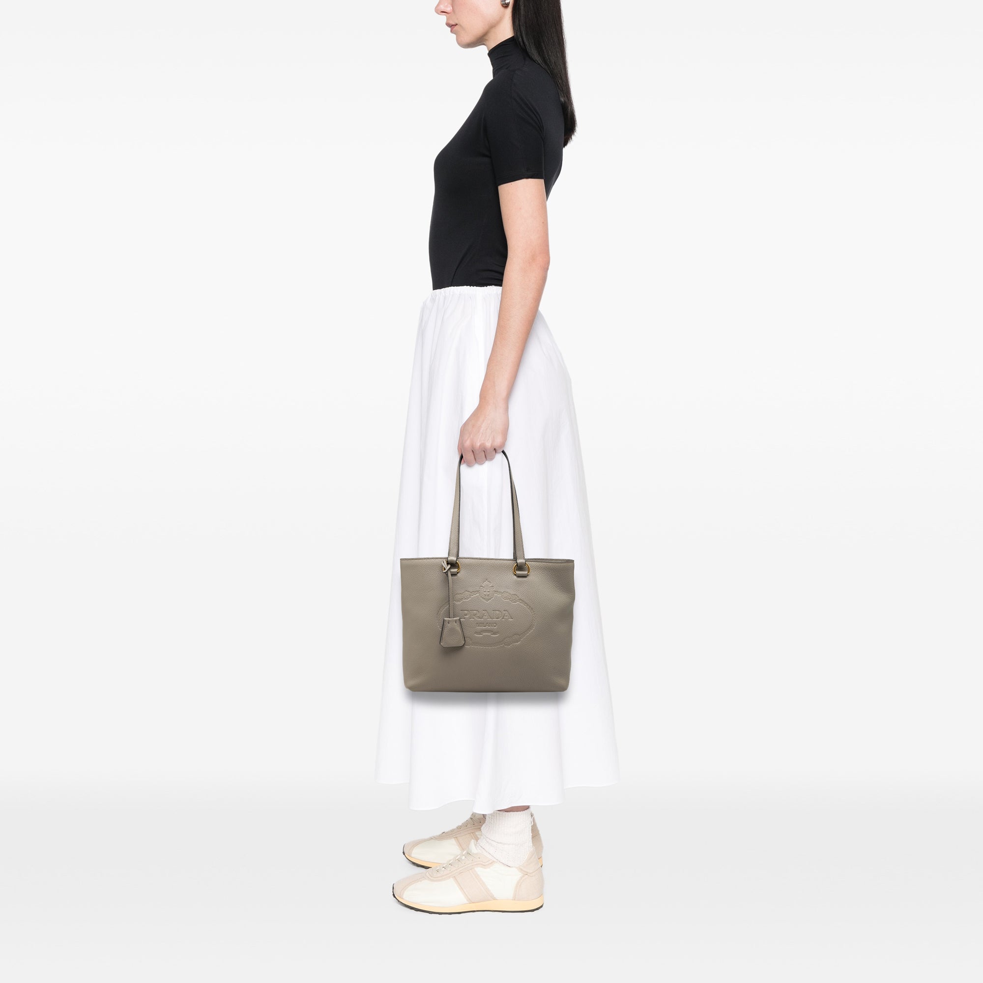 Vitello Daino Canapa Logo Tote - Image 6