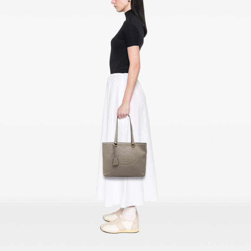 Vitello Daino Canapa Logo Tote - Image 6