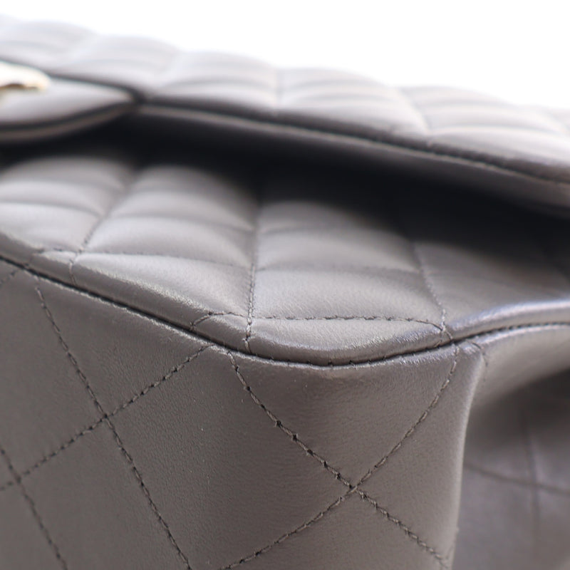 Medium Classic Lambskin Double Flap - Image 12