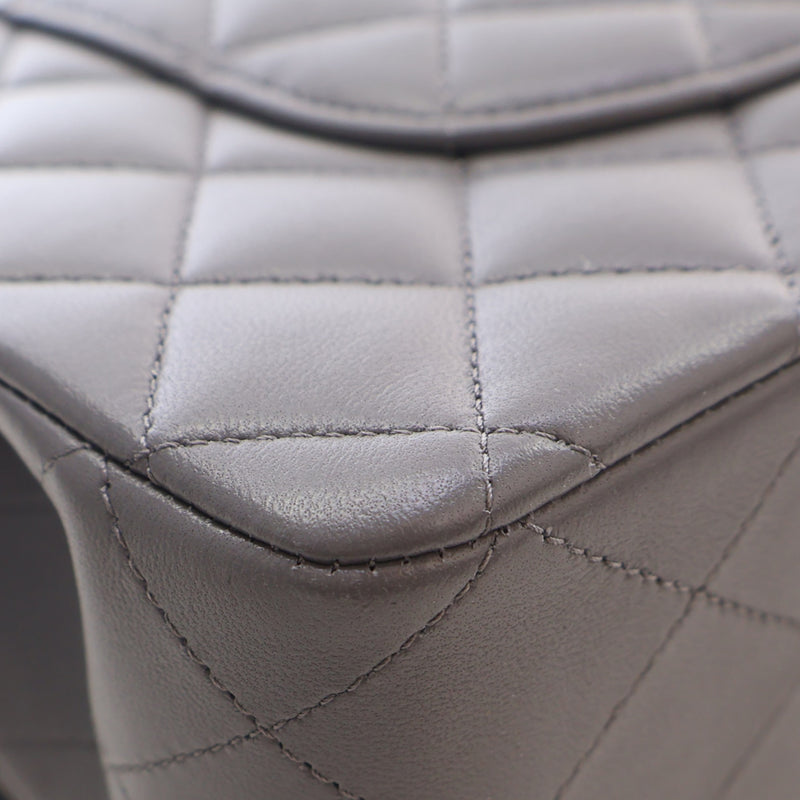 Medium Classic Lambskin Double Flap - Image 13