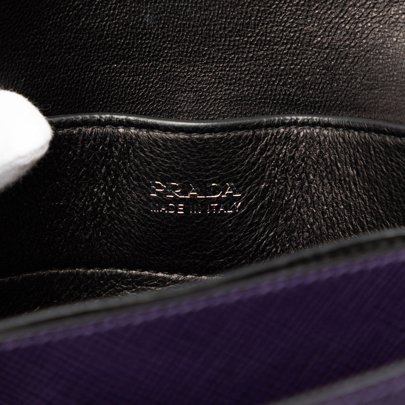 Saffiano Cuir Twist Lock Chain Flap - Image 5