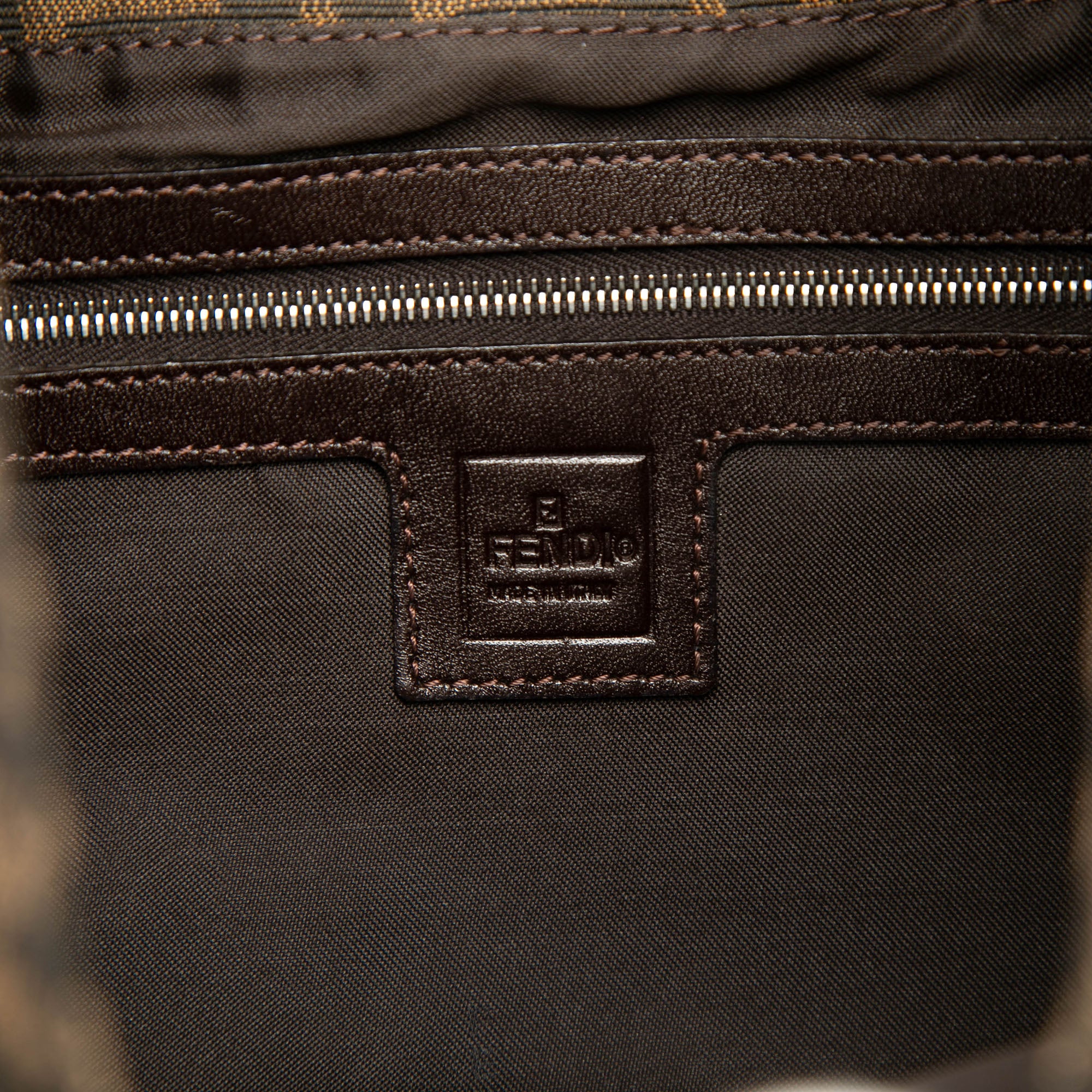 Zucca Canvas Shoulder Bag - Image 5
