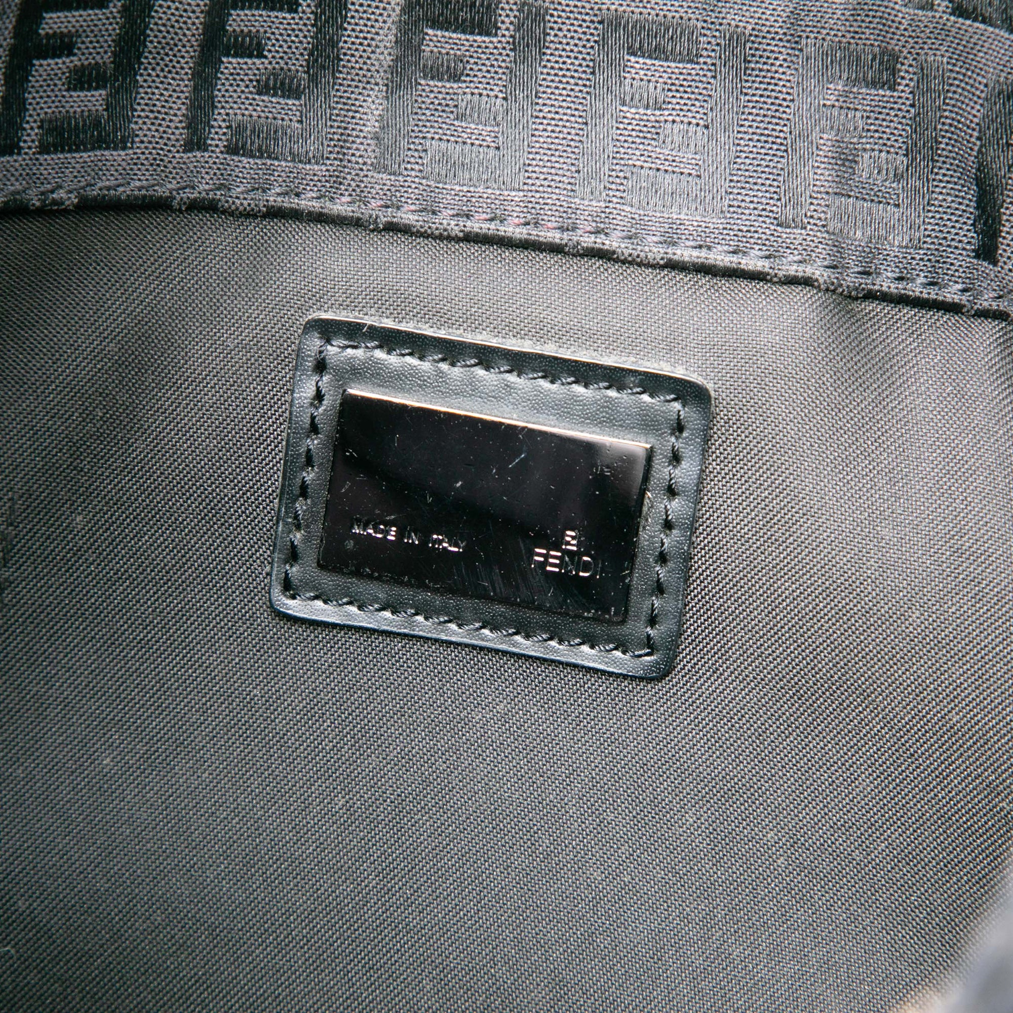 Zucchino Canvas Shoulder Bag - Image 5