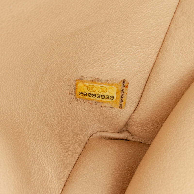 Small Quilted Iridescent Lambskin Pearl CC Crystal Flap - Image 6
