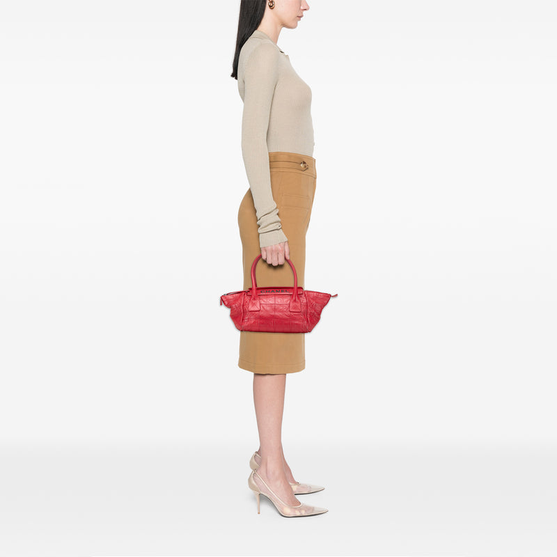 Lambskin Square Stitched Lax Handbag - Image 11