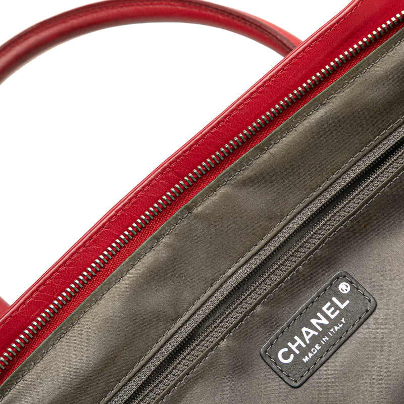 Lambskin Square Stitched Lax Handbag - Image 8