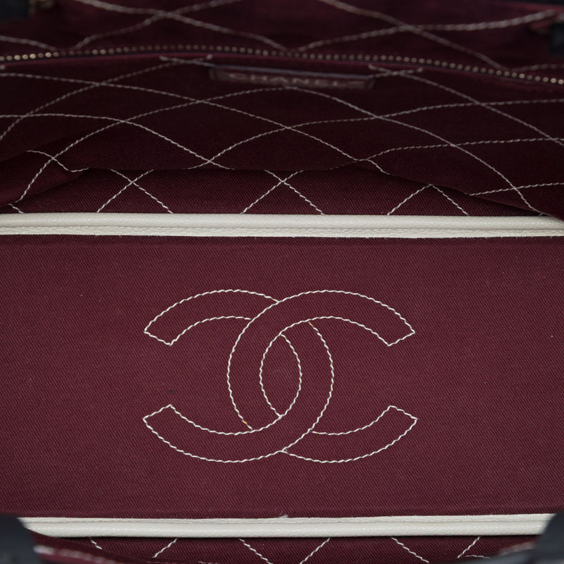 Quilted Caviar Shopping Fever Tote - Image 4