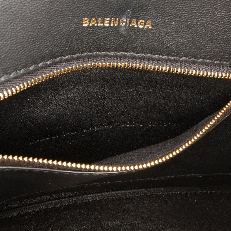 Small Shiny Box Calfskin Hourglass Top Handle Bag - Image 6
