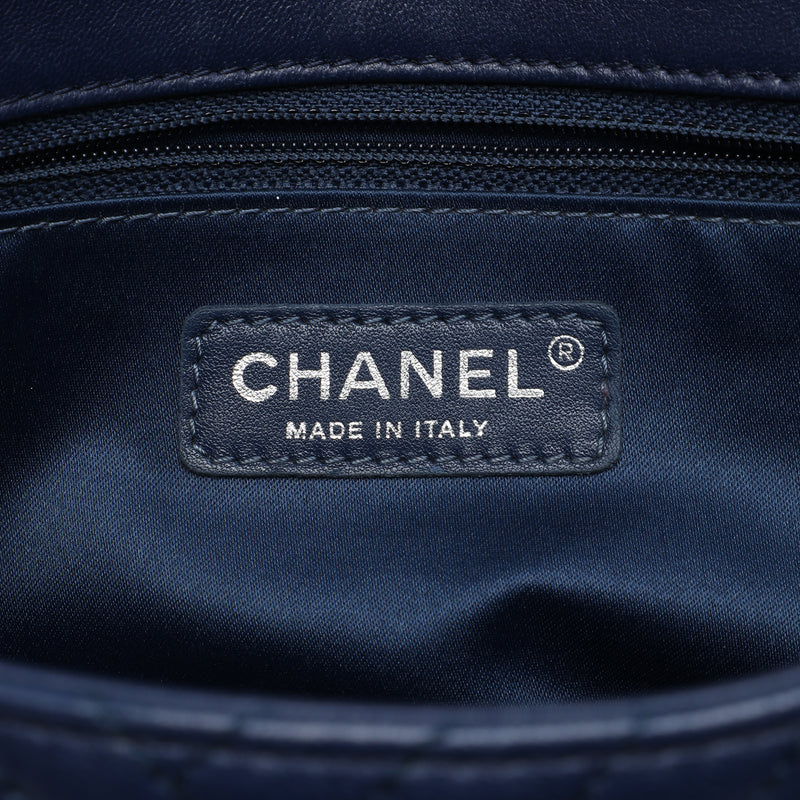Medium Lambskin CC Crossing Flap - Image 5