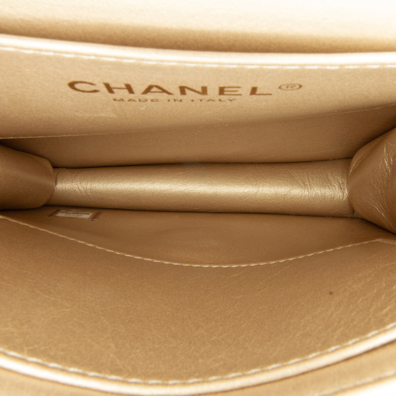 Small Chic Pearls Flap - Image 6