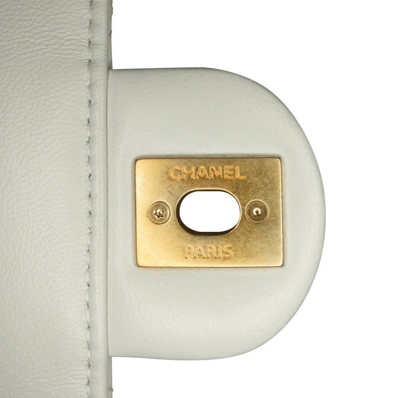 Small Chic Pearls Flap - Image 9