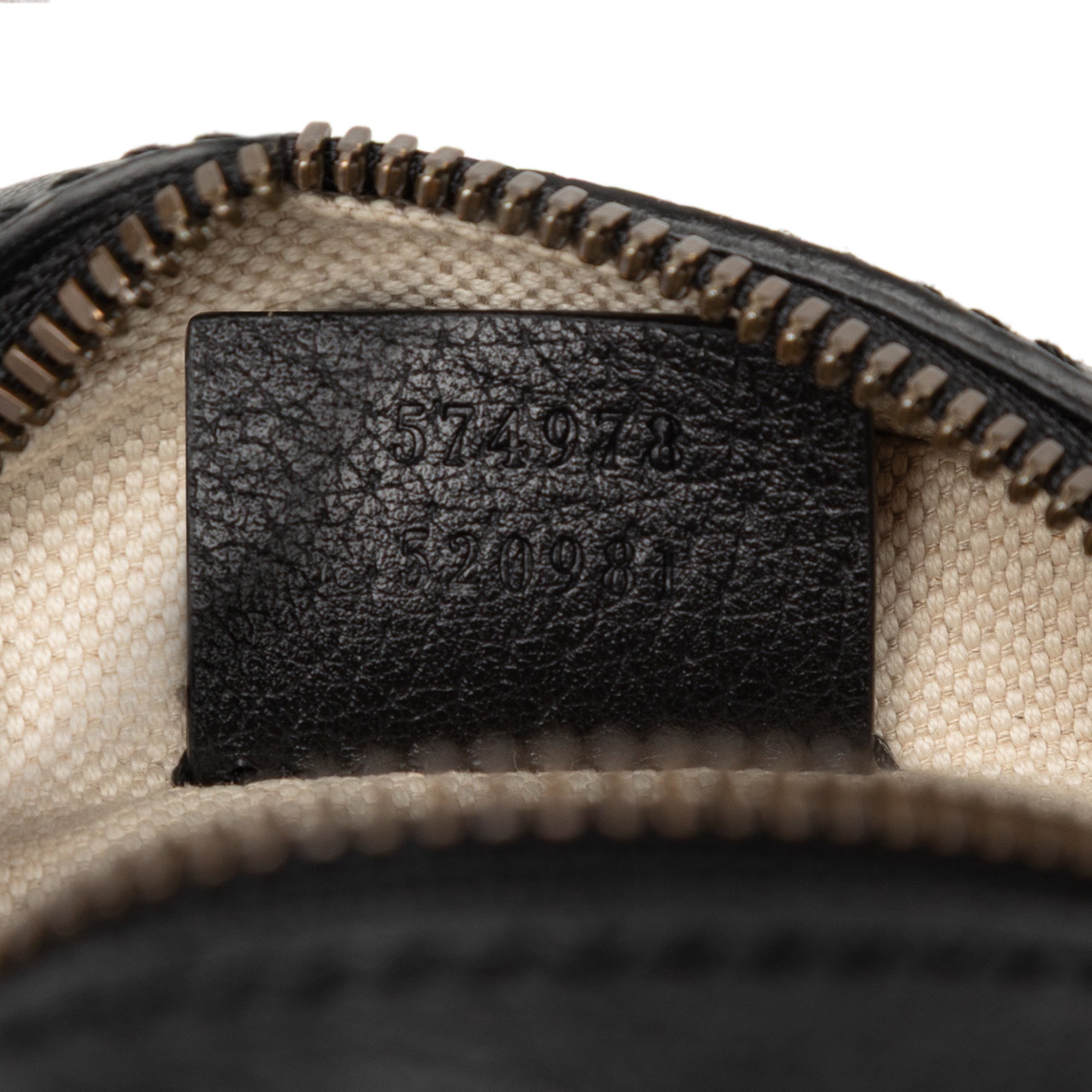 GG Marmont Velvet Round Crossbody - Image 6