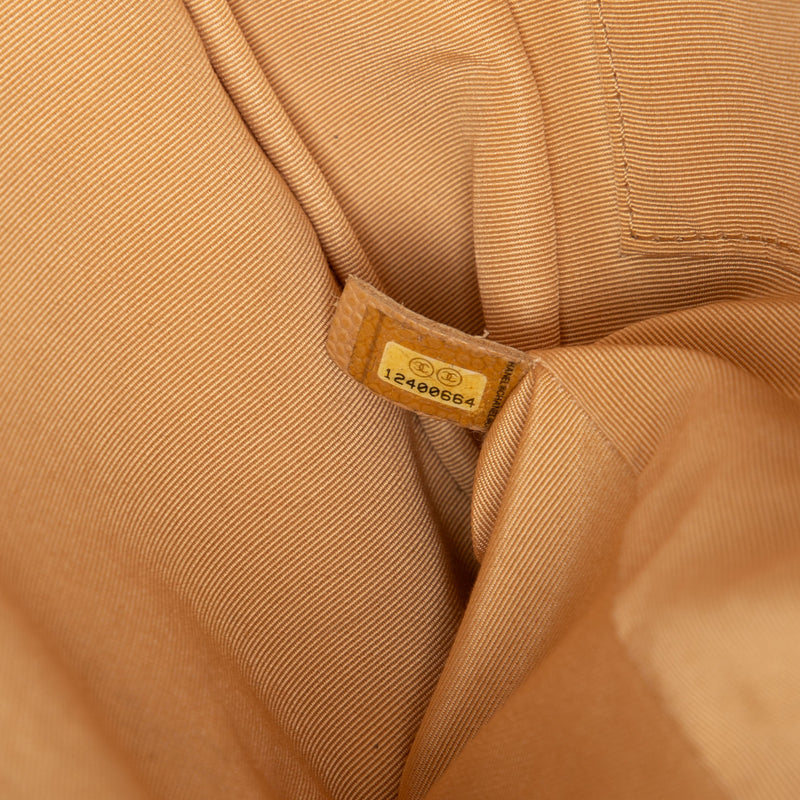 Caviar Grand Shopping Tote - Image 6