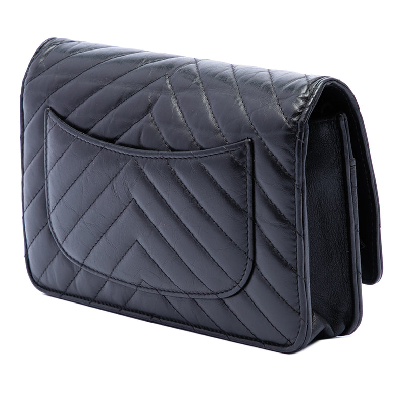 Reissue 2.55 Chevron Aged Calfskin Wallet on Chain - Image 2
