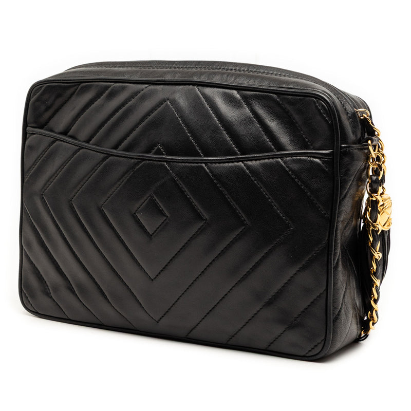 CC Diamond Quilted Lambskin Tassel Camera Bag - Image 2