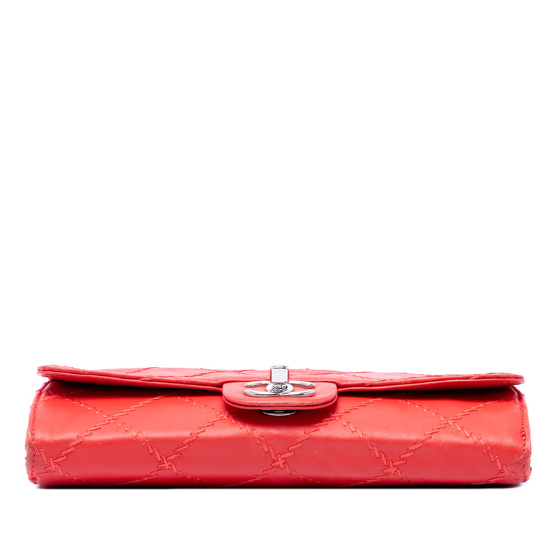 CC Quilted Lambskin Ultimate Stitch Wallet On Chain - Image 3