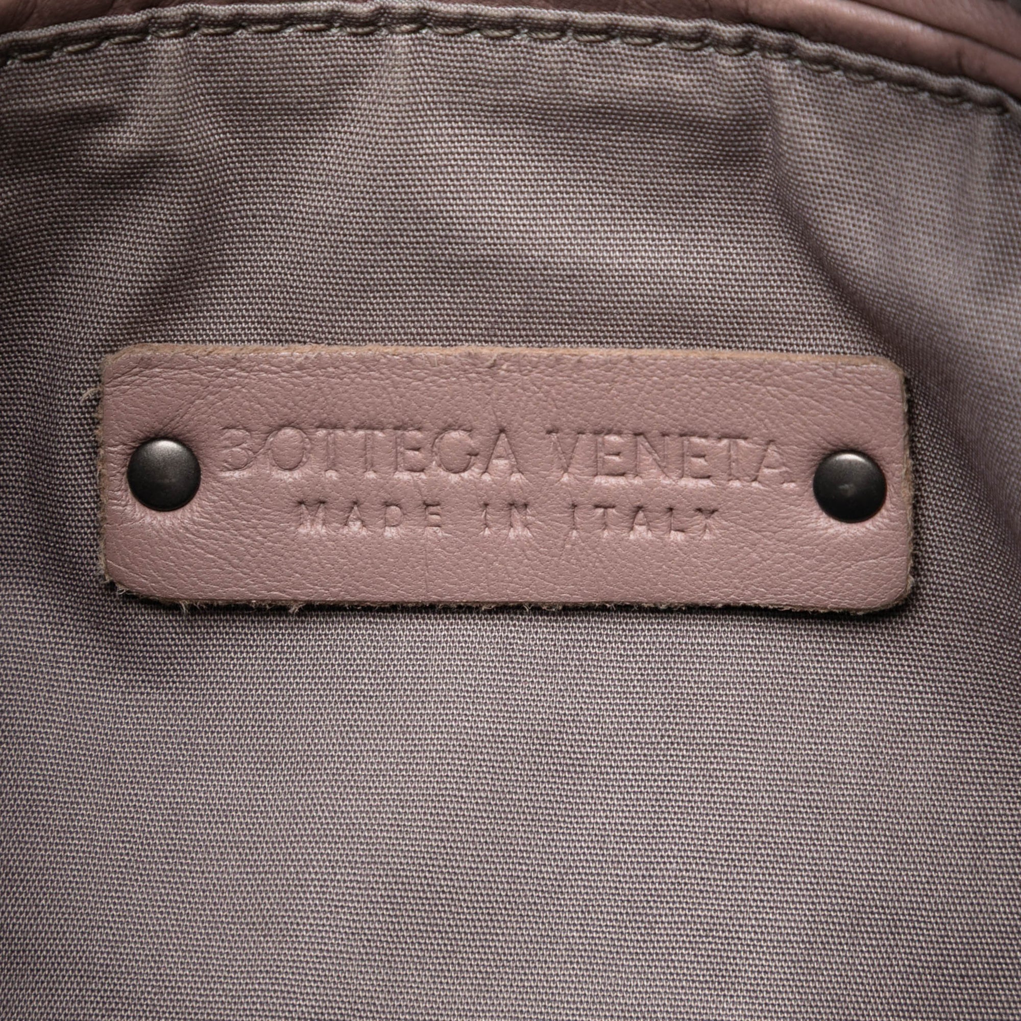 Nappa Intrecciato Nodini Crossbody - Image 5