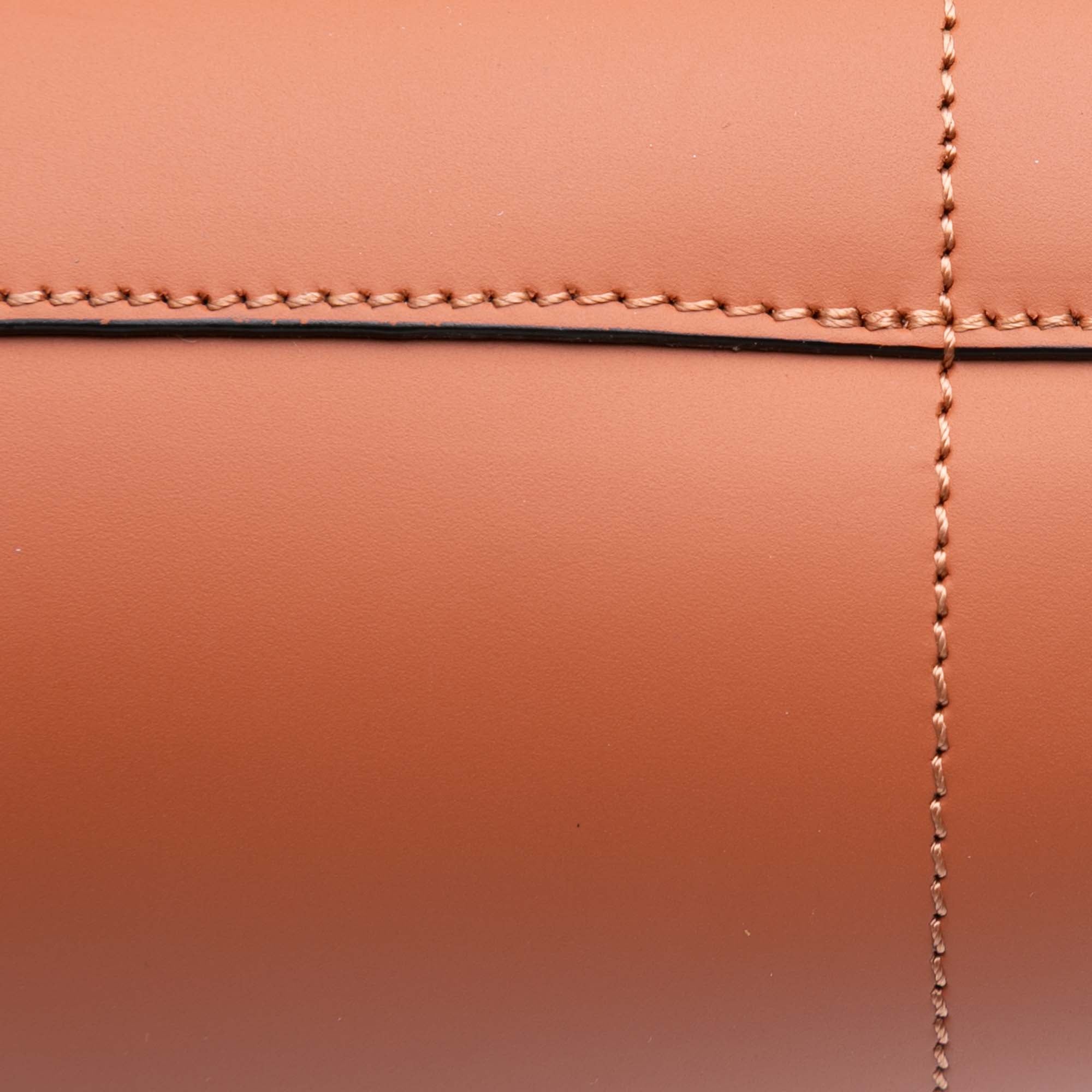 Leather Ikebana Tote - Image 11
