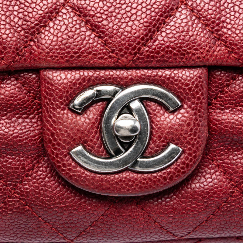 Jumbo Quilted Iridescent Caviar Easy Flap - Image 4