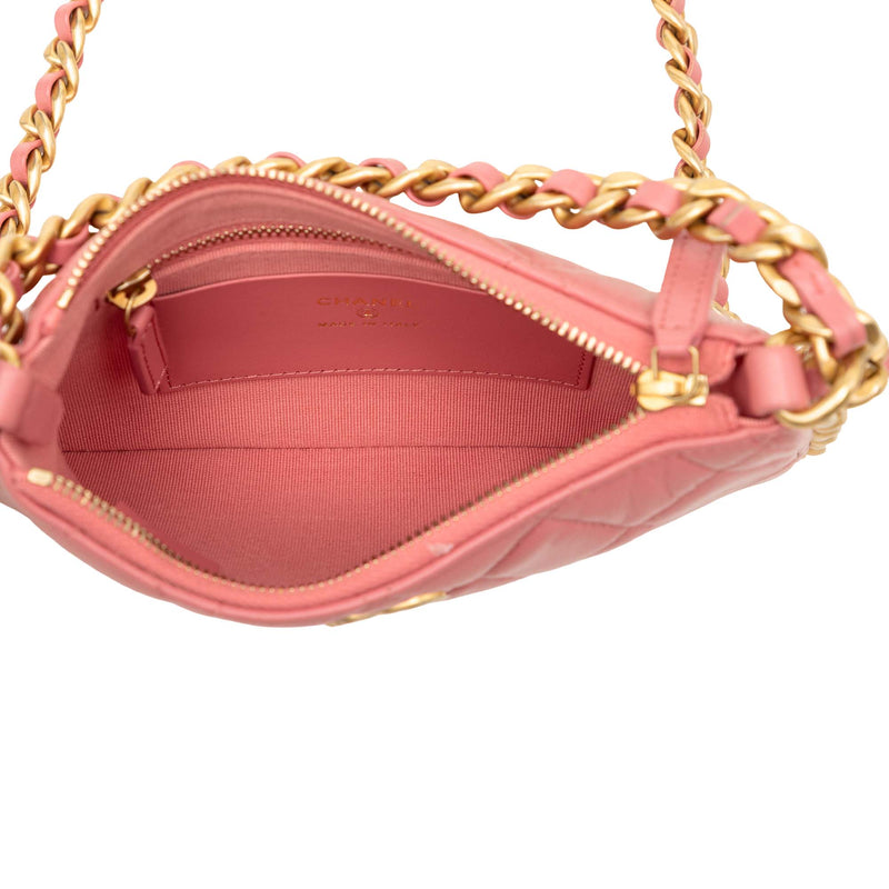 CC Quilted Lambskin Trendy Chain Around Hobo - Image 4