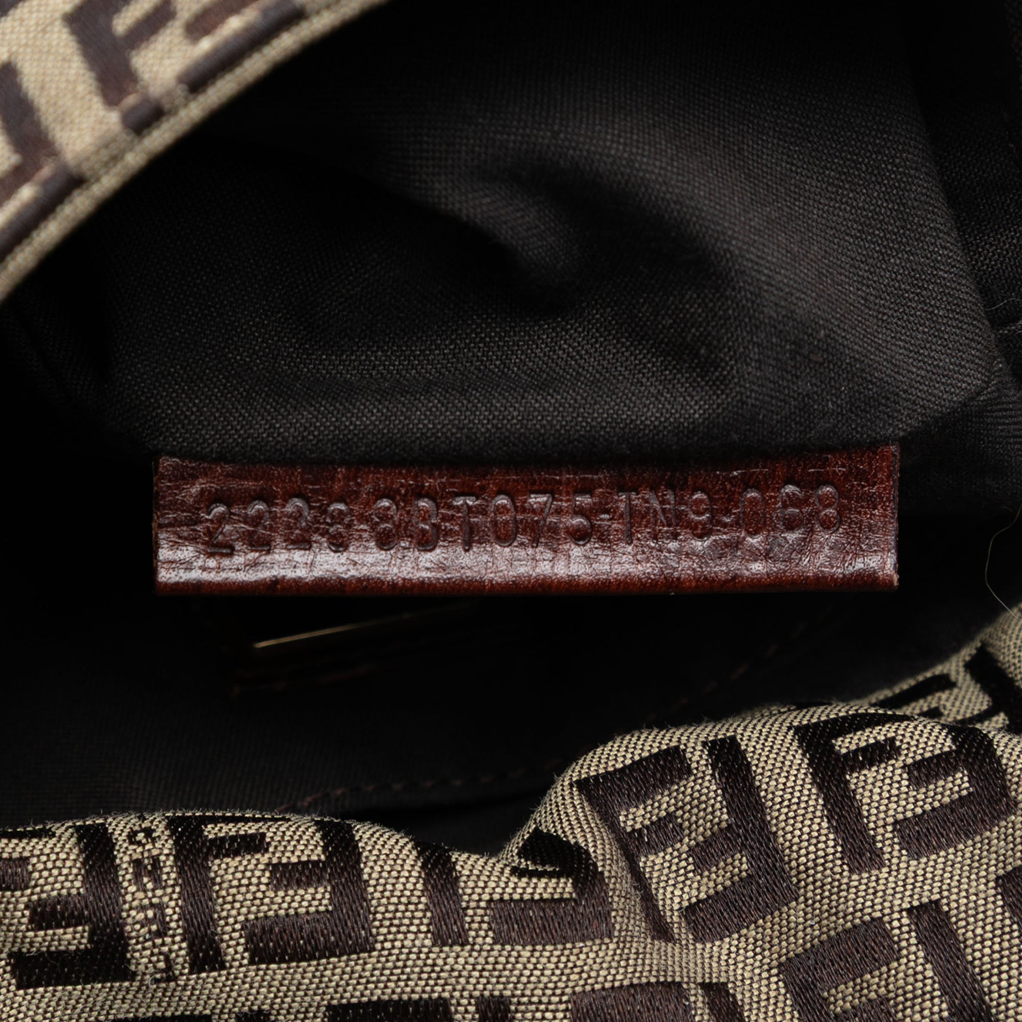 Zucchino Canvas Crossbody - Image 6