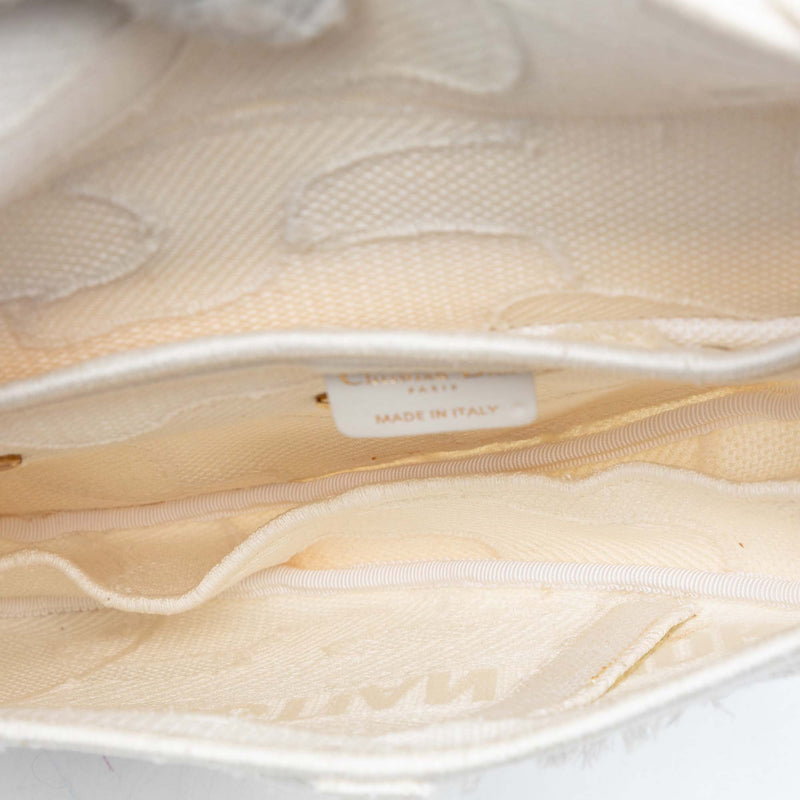 Canvas Embroidered Camouflage Saddle Bag - Image 4
