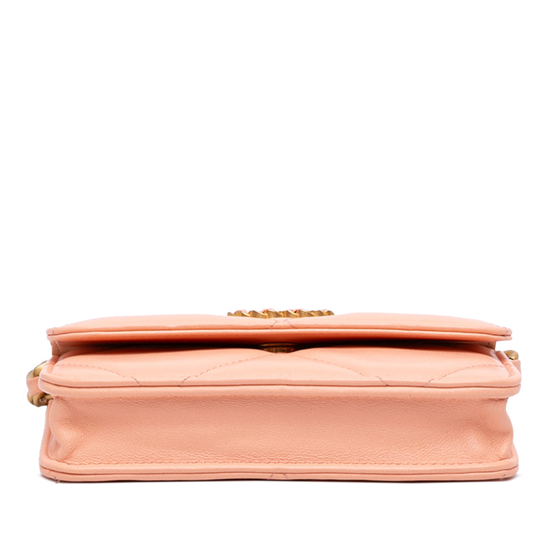 Quilted Lambskin 19 Wallet on Chain - Image 3