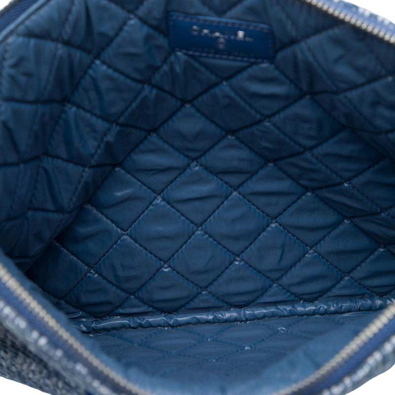 Medium Tweed Deauville O Case Clutch - Image 4