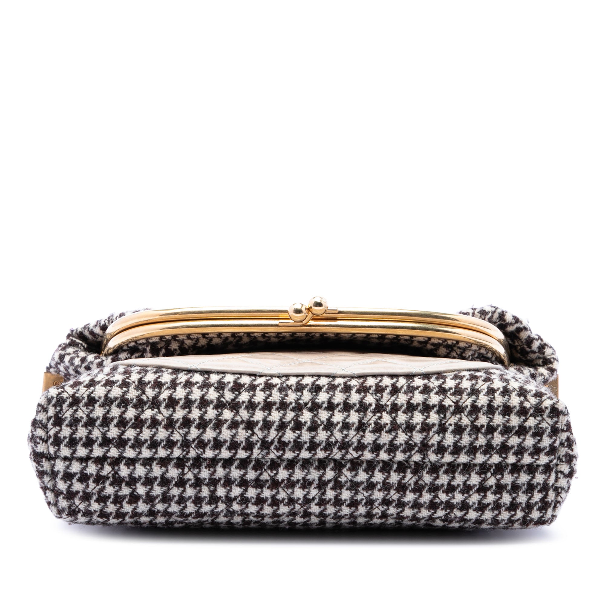 Medium Quilted Houndstooth Tweed and Calfskin Tabatiere Kisslock Fold Over Crossbody - Image 3