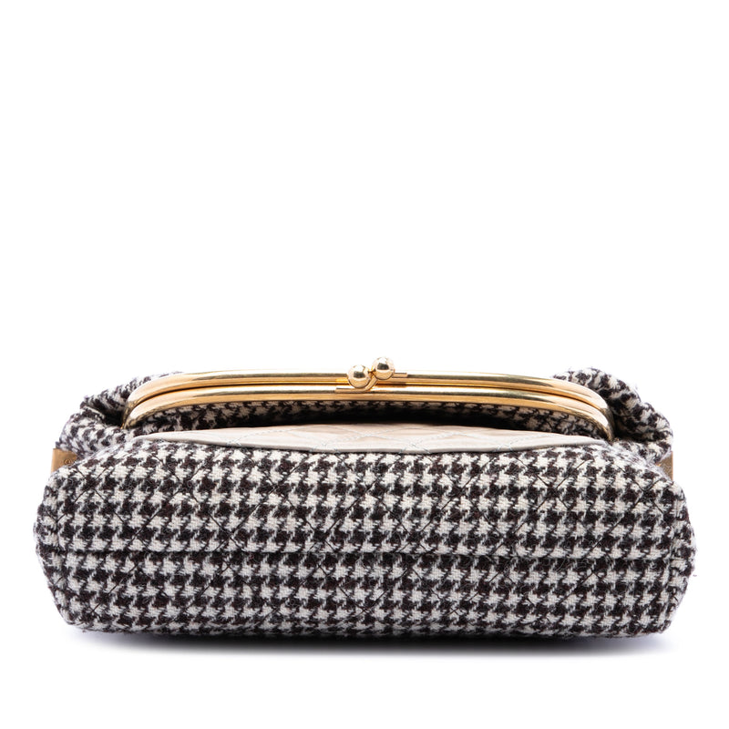 Medium Quilted Houndstooth Tweed and Calfskin Tabatiere Kisslock Fold Over Crossbody - Image 3